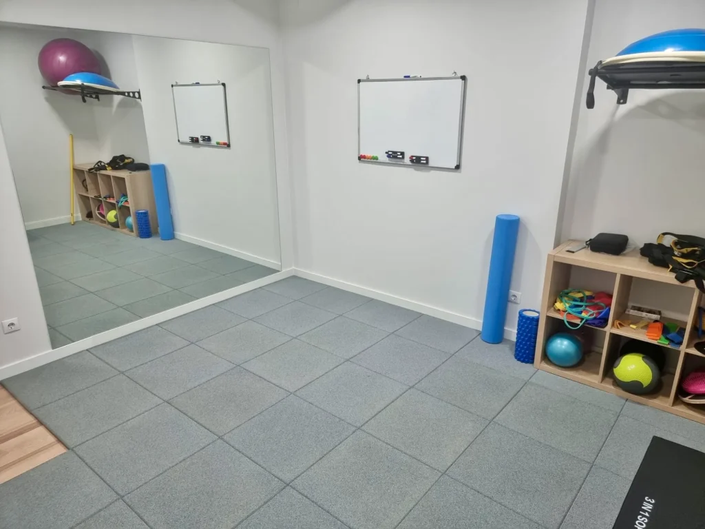 Equipamiento para ejercicio terapéutico y recuperación